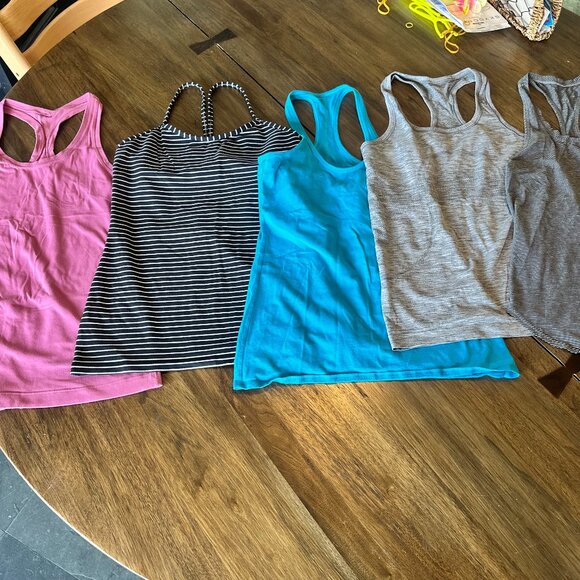 5 Lululemon Tanktops, size 8/medium - Picture 1 of 13